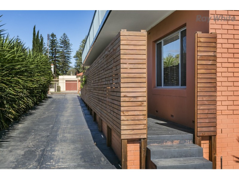 2/12 White Street, Henley Beach SA 5022