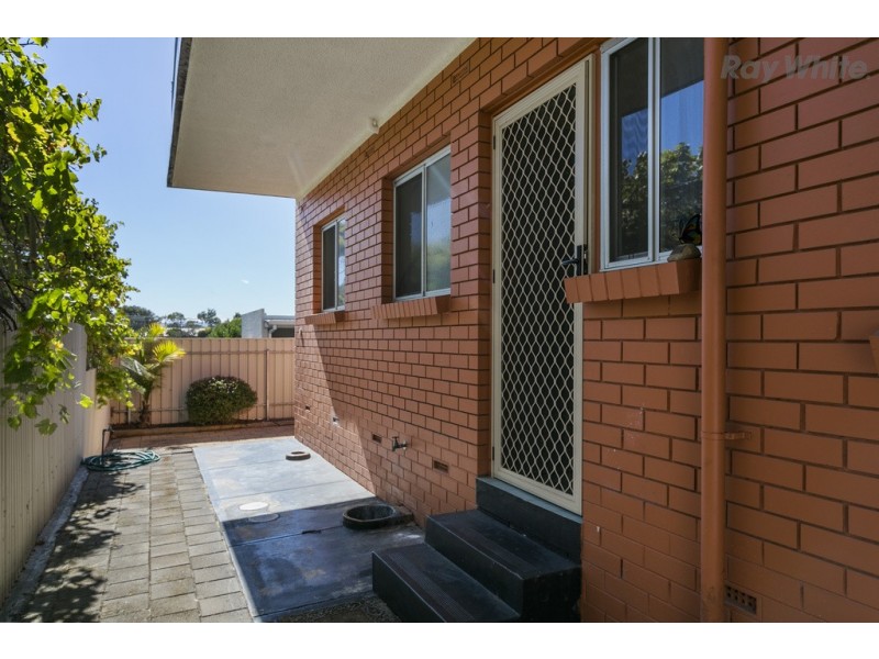 2/12 White Street, Henley Beach SA 5022