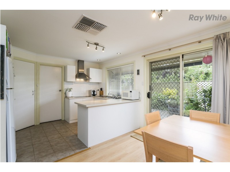 1/14C Almond Grove, Glandore SA 5037