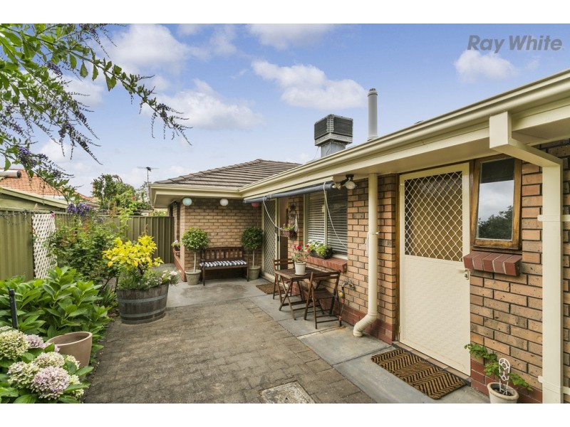 1/14C Almond Grove, Glandore SA 5037