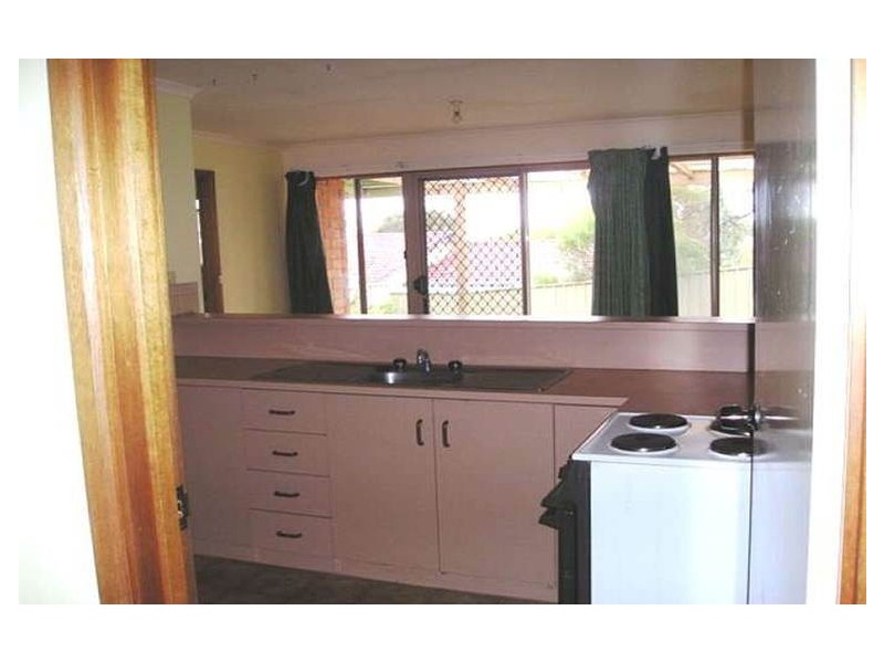 17 Jeanette Crescent, Aberfoyle Park SA 5159