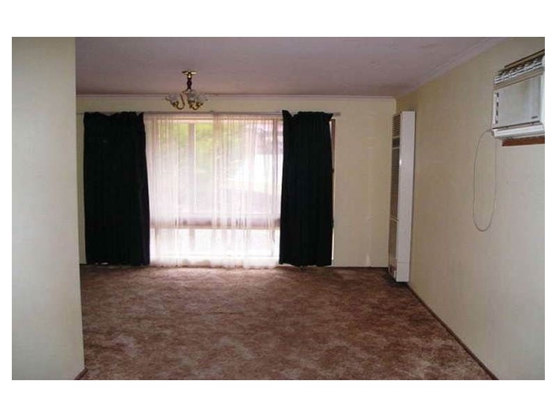 17 Jeanette Crescent, Aberfoyle Park SA 5159