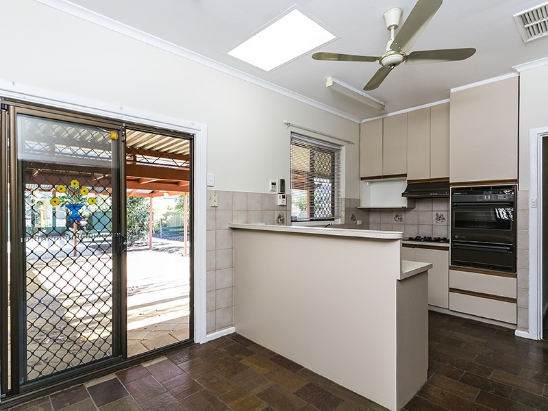 2 Shetland Avenue, Marion SA 5043