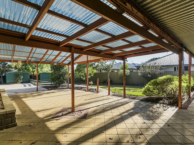 2 Shetland Avenue, Marion SA 5043