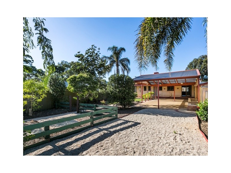 2 Shetland Avenue, Marion SA 5043