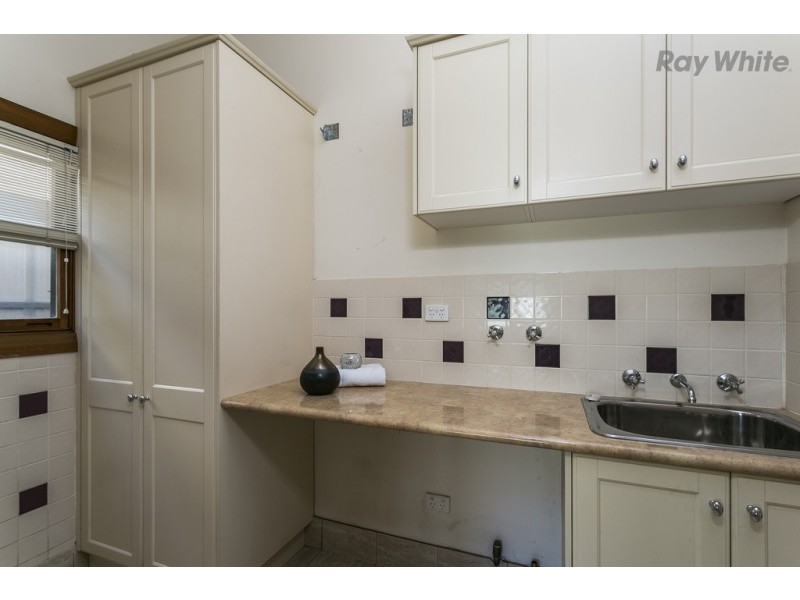 8 Garland Street, Glandore SA 5037