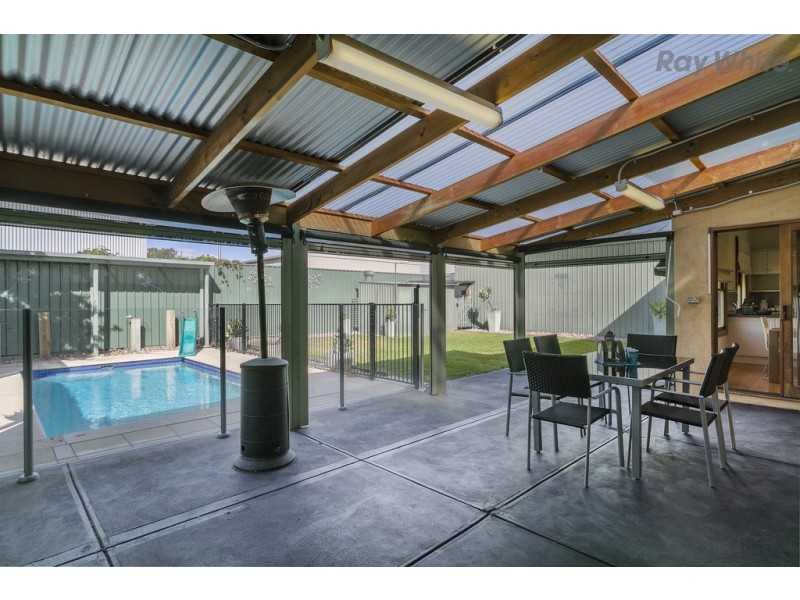 8 Garland Street, Glandore SA 5037