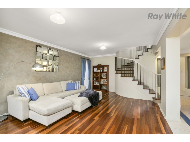 26 Ingleton Drive, Hallett Cove SA 5158