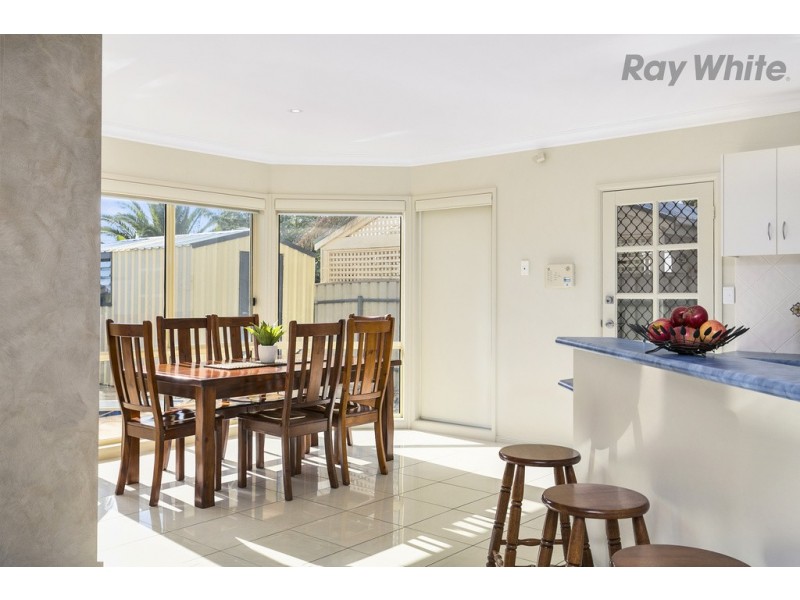 26 Ingleton Drive, Hallett Cove SA 5158