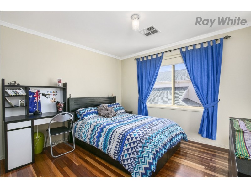 26 Ingleton Drive, Hallett Cove SA 5158