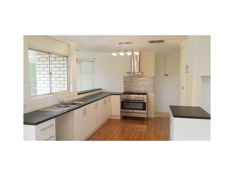 20 Fryer Street, Hallett Cove SA 5158