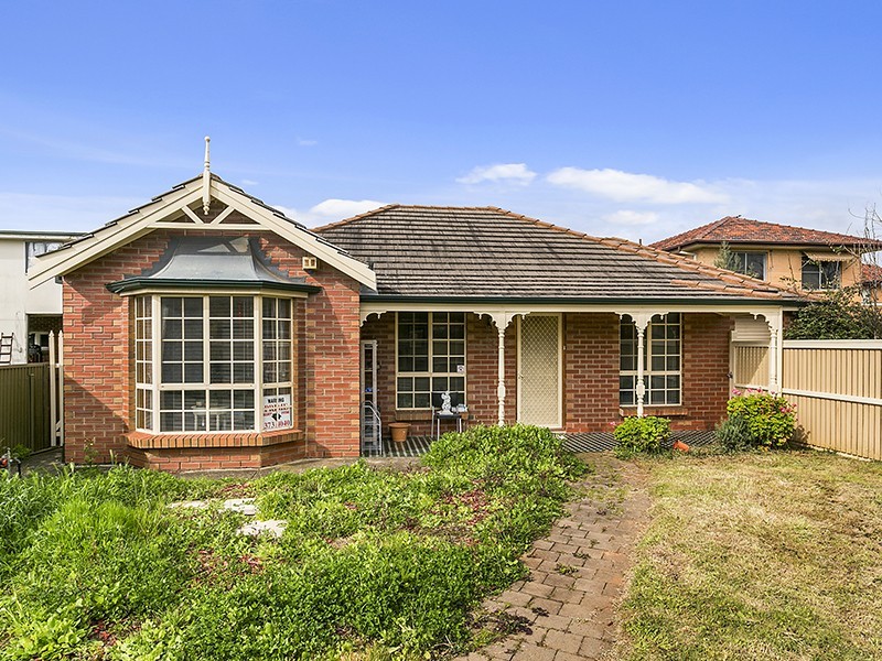 14 Park Street, Glandore SA 5037