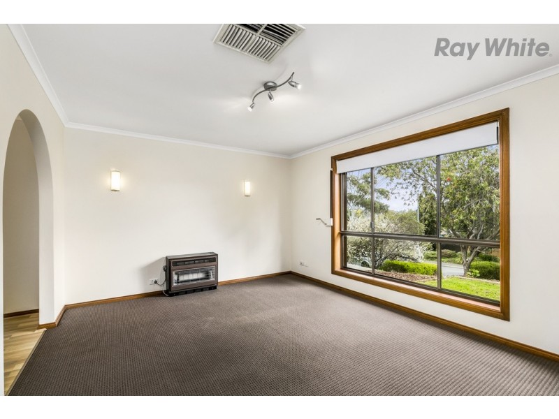 9 Delta Crescent, Aberfoyle Park SA 5159
