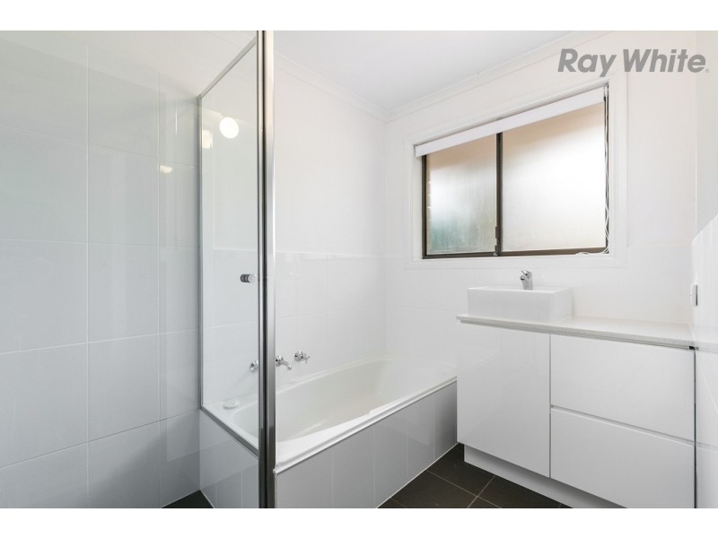 9 Delta Crescent, Aberfoyle Park SA 5159