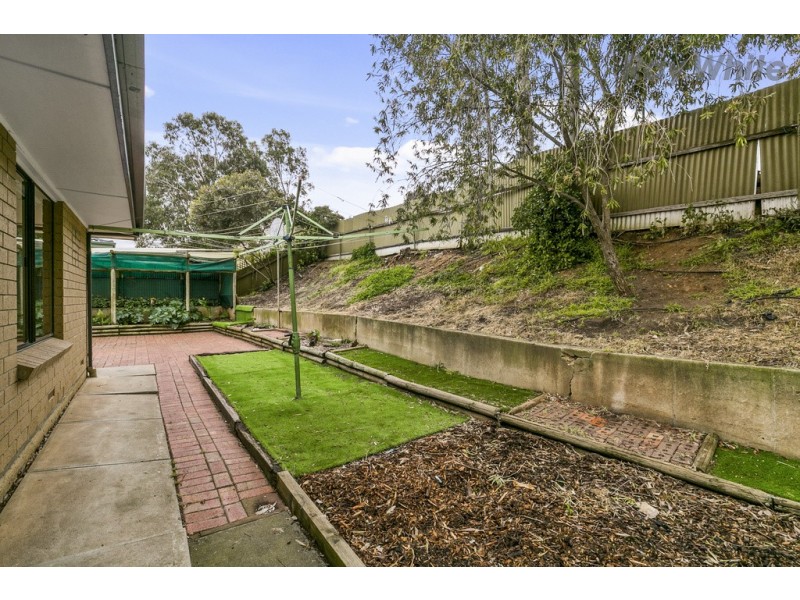 9 Delta Crescent, Aberfoyle Park SA 5159