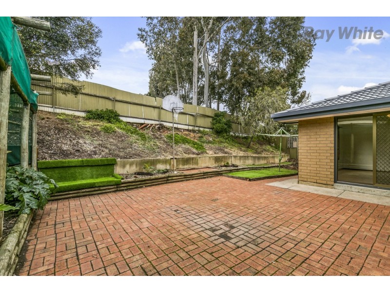 9 Delta Crescent, Aberfoyle Park SA 5159