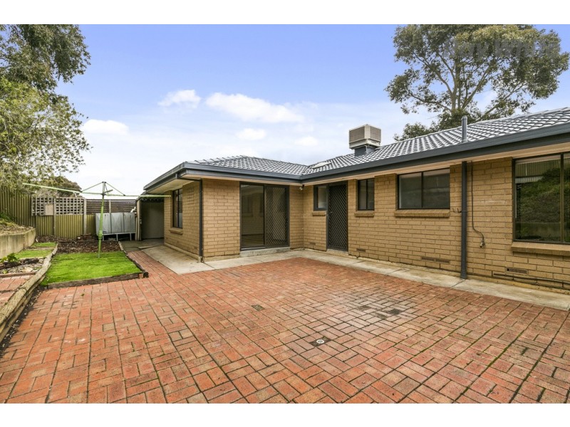9 Delta Crescent, Aberfoyle Park SA 5159