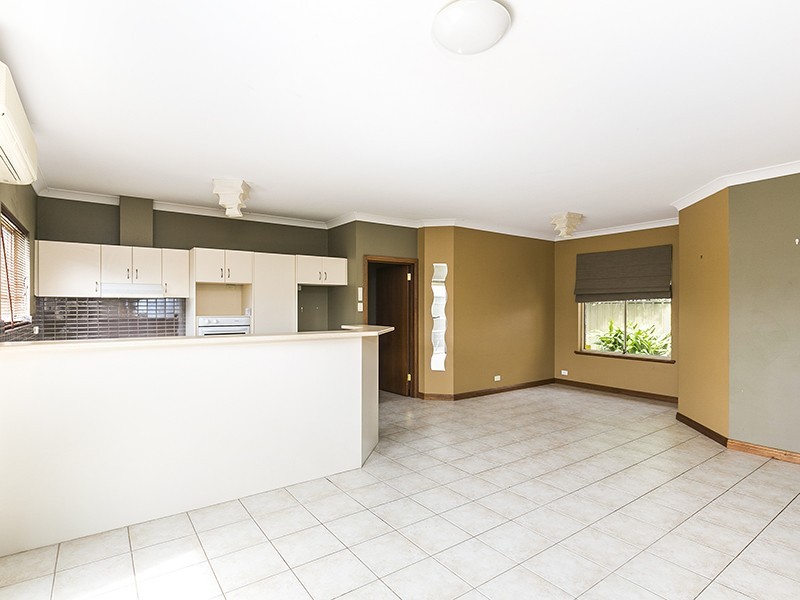 11a Rotorua Ave, Park Holme SA 5043