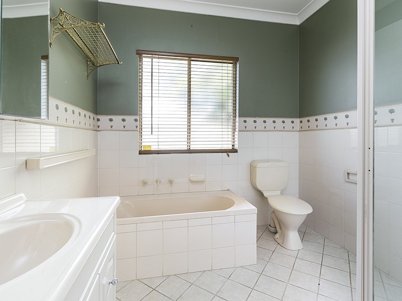 11a Rotorua Ave, Park Holme SA 5043