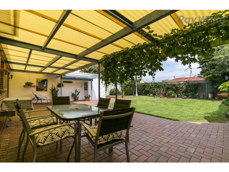 10 Winifred Avenue, South Plympton SA 5038