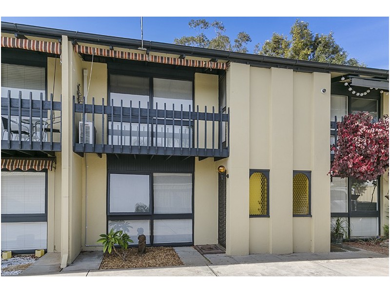 11/1 Gore Street, Glenelg North SA 5045