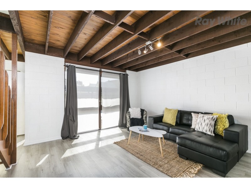 11/1 Gore Street, Glenelg North SA 5045