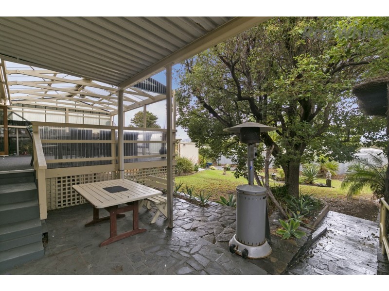 6 Cambridge Street, Port Noarlunga South SA 5167