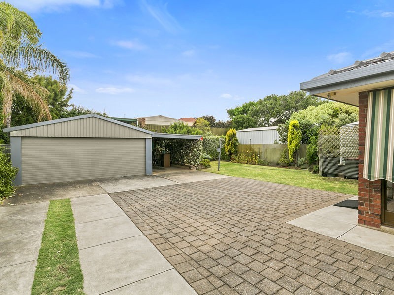 12 Smith Avenue, Hove SA 5048