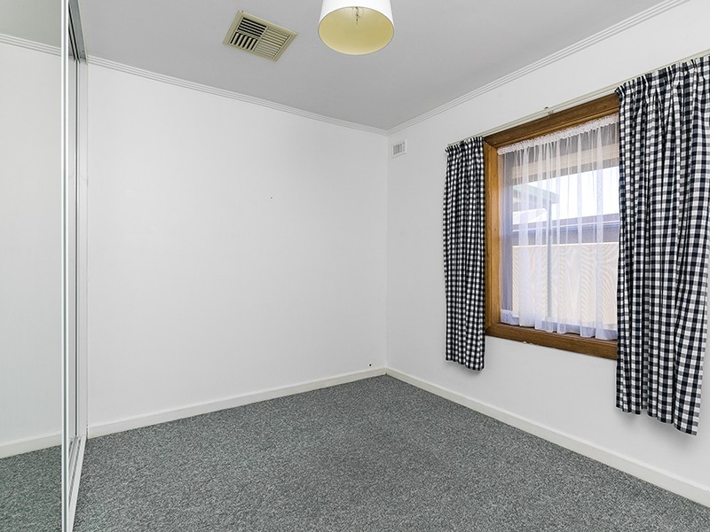 39 Adelaide Terrace, Ascot Park SA 5043