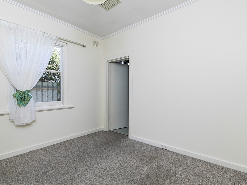 39 Adelaide Terrace, Ascot Park SA 5043