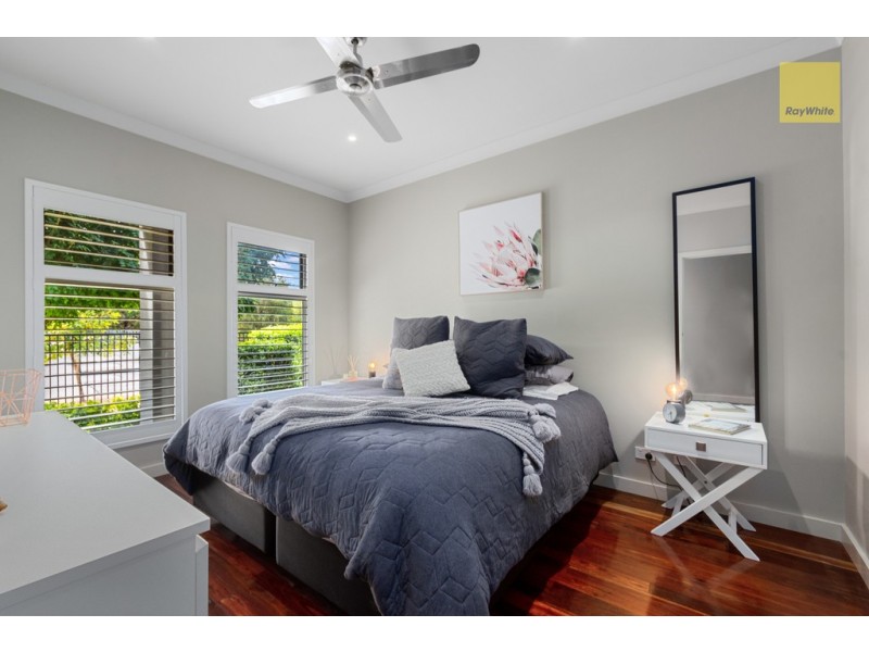 2A Edwards Avenue, Park Holme SA 5043