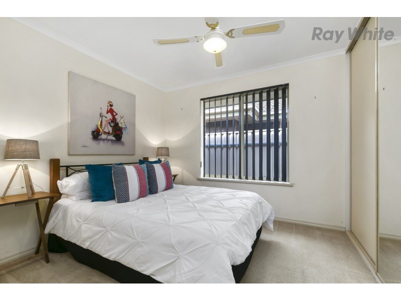 25 Arnold Drive, Mitchell Park SA 5043