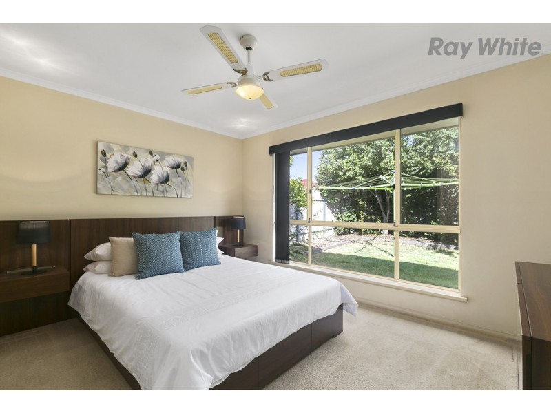 25 Arnold Drive, Mitchell Park SA 5043