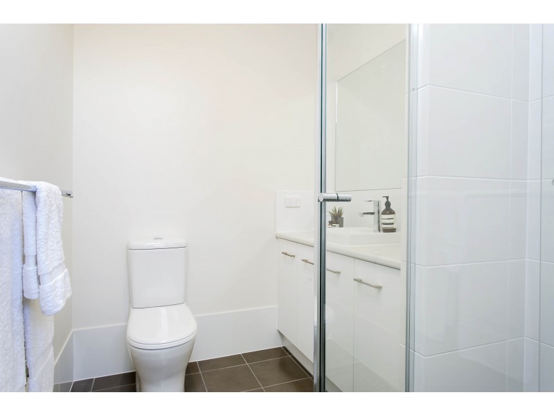 30A, B and C Kingston Avenue, Seacombe Gardens SA 5047