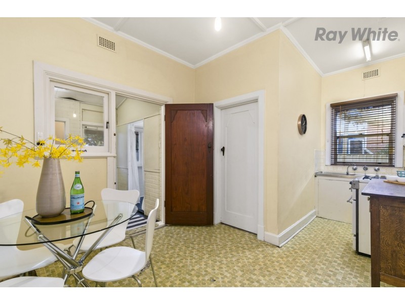 14A Naldera Street, Glandore SA 5037