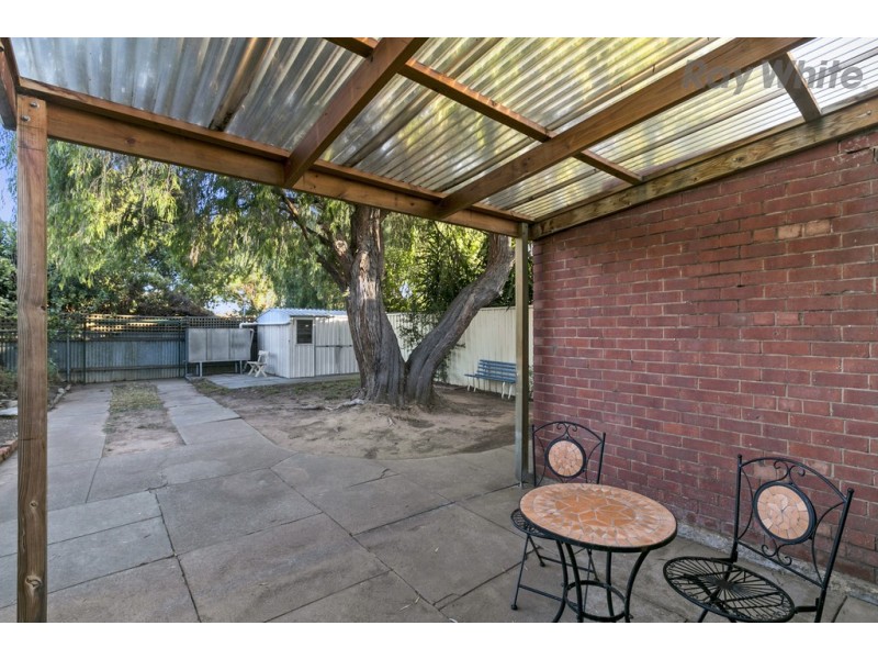 14A Naldera Street, Glandore SA 5037