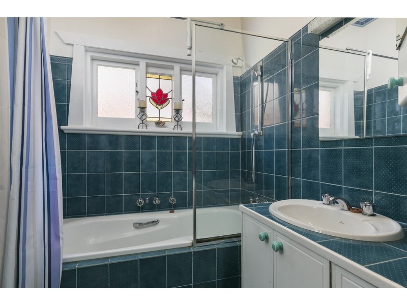 118 Raglan Avenue, South Plympton SA 5038