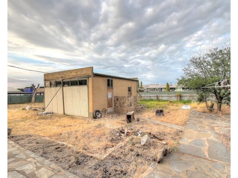 15 Hunt Crescent, Christies Beach SA 5165