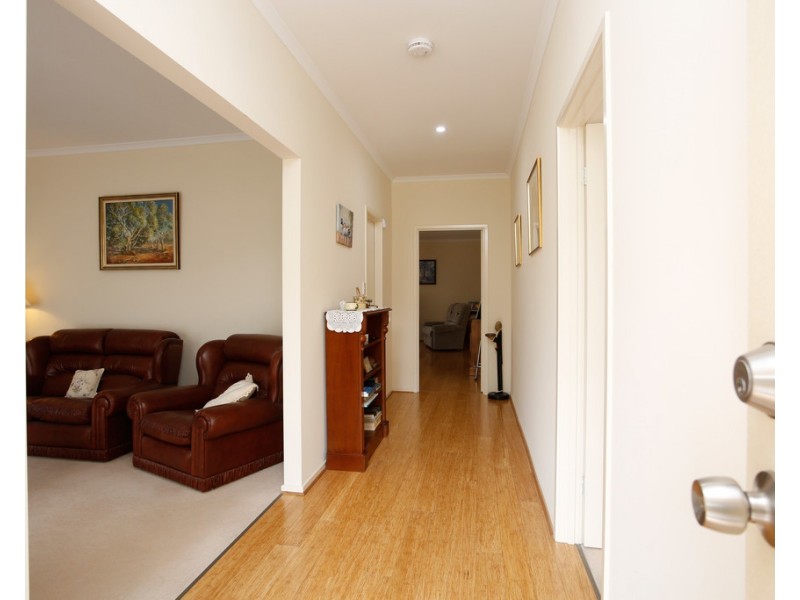 6 George Angas Drive, Greenock SA 5360