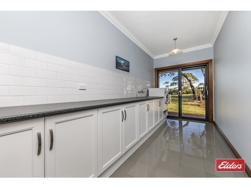 10 Breakneck Hill Road, Angaston SA 5353