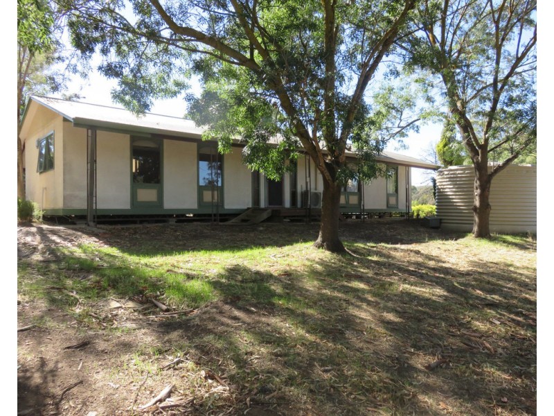6 Queen Street, Williamstown SA 5351