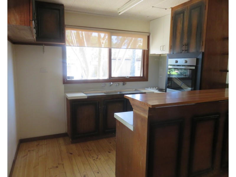 6 Queen Street, Williamstown SA 5351
