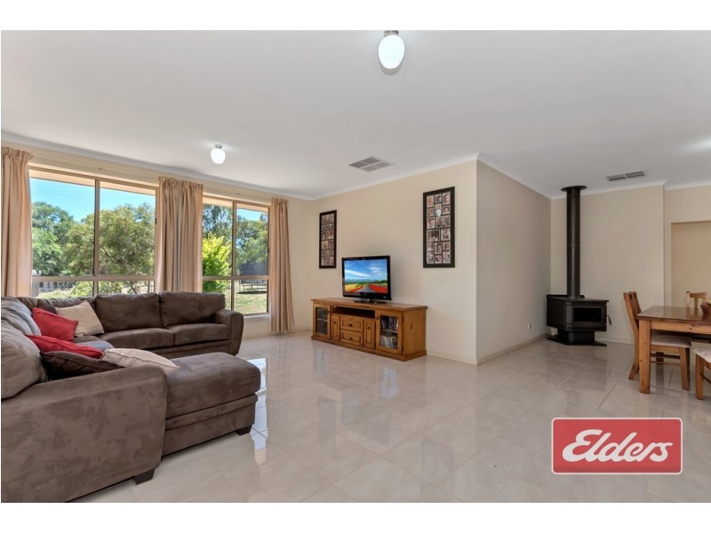 205 Cockatoo Lane, Cockatoo Valley SA 5351