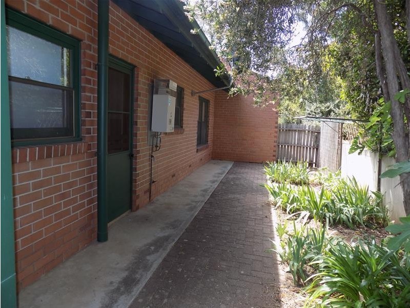 2/2 Moculta Road, Angaston SA 5353