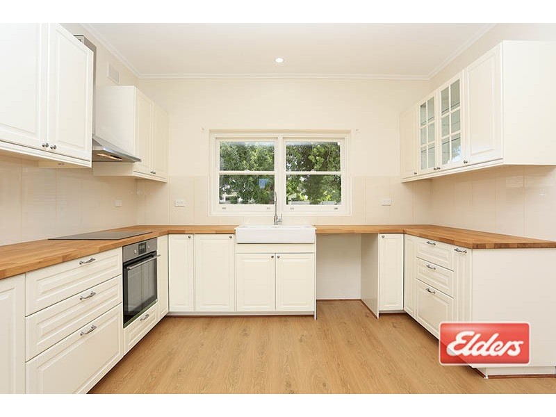 4 Sheard Crescent, Nuriootpa SA 5355