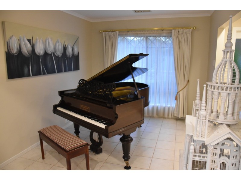 1 Kluge Lane, Tanunda SA 5352