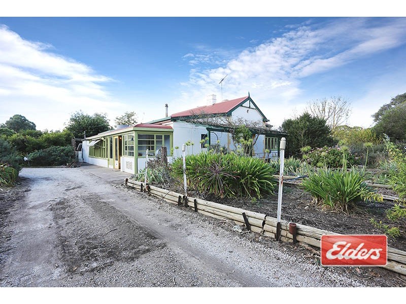 12 Yumbunga Road, Angaston SA 5353
