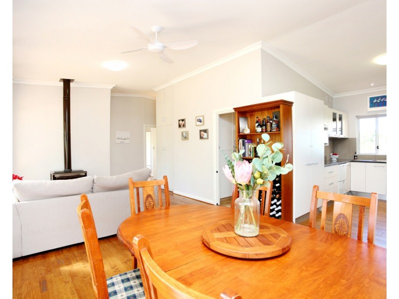 25 Barossa Valley Way, Tanunda SA 5352