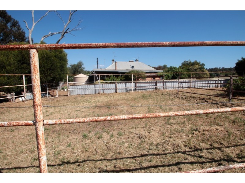 228 Moculta Road, Angaston SA 5353