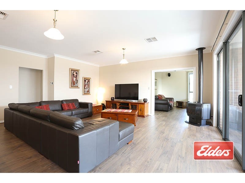 42 Moore Avenue, Nuriootpa SA 5355